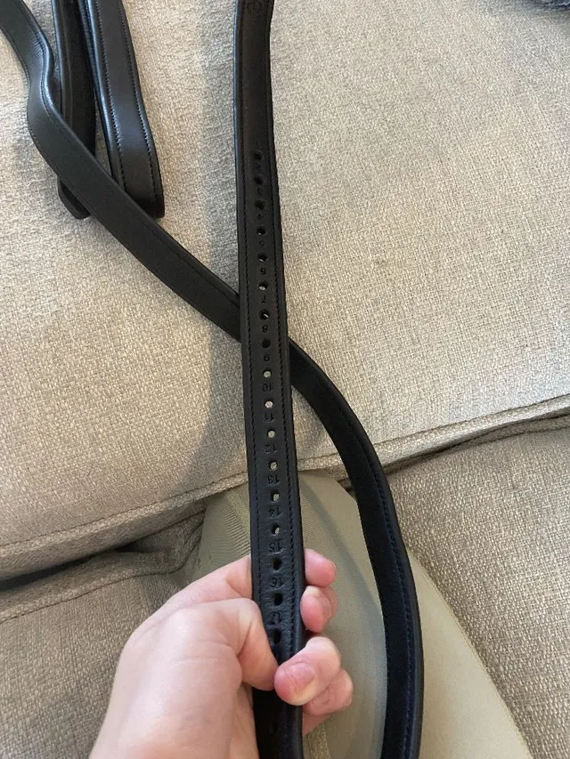 Stirrup leather review